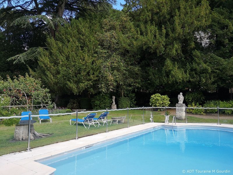 Hôtel Le Choiseul – The swiming pool – Amboise, Loire Valley, France.