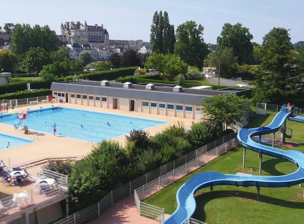 Amboise outdoor swimming pool