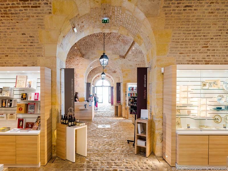 The souvenir shop – Royal chateau of Amboise – France